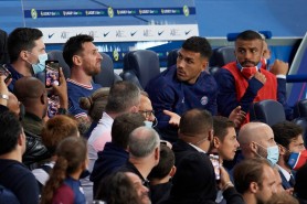 Imaginea surprinsă pe banca PSG-ului după ce Leo Messi a fost schimbat face înconjurul lumii